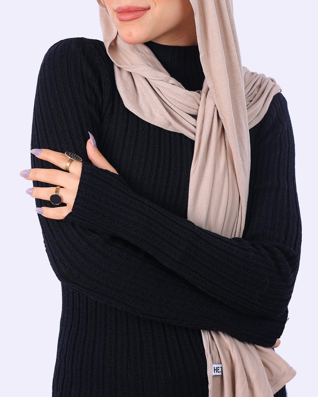 Finger Cut High Cole