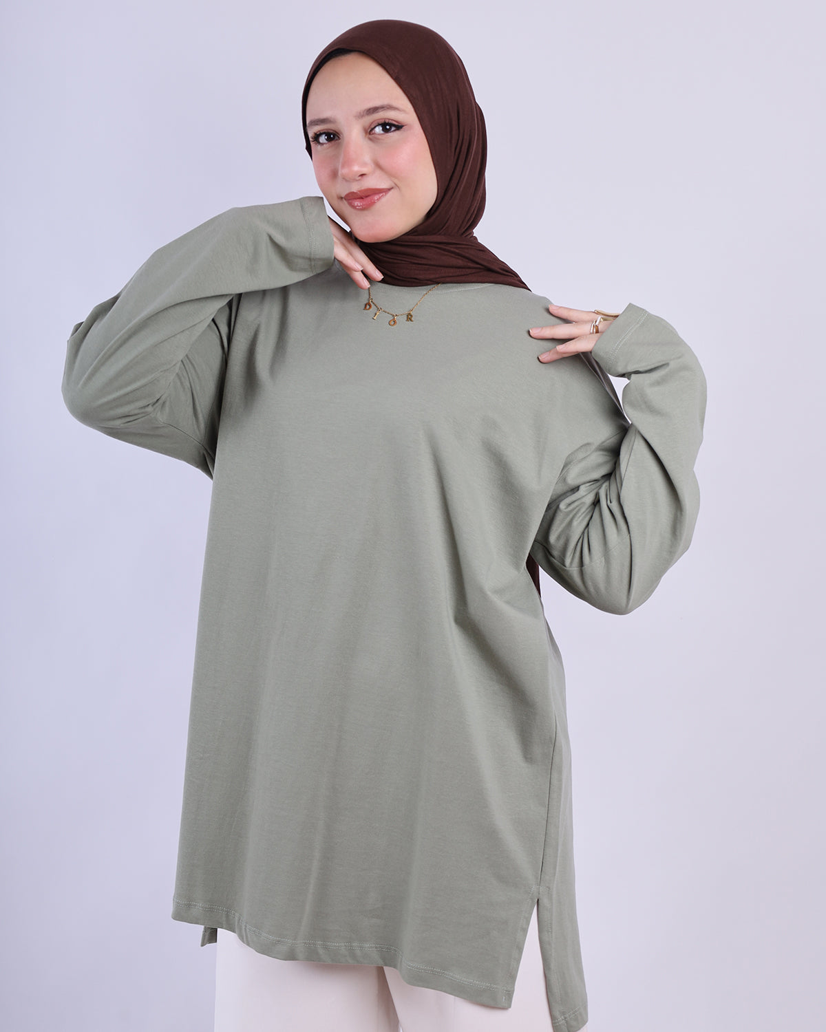 Side cut T-Shirt 9