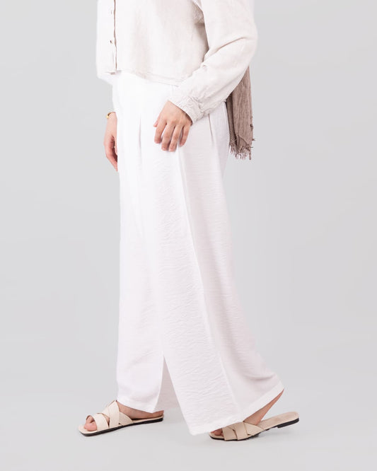 New Cut Linen Pants