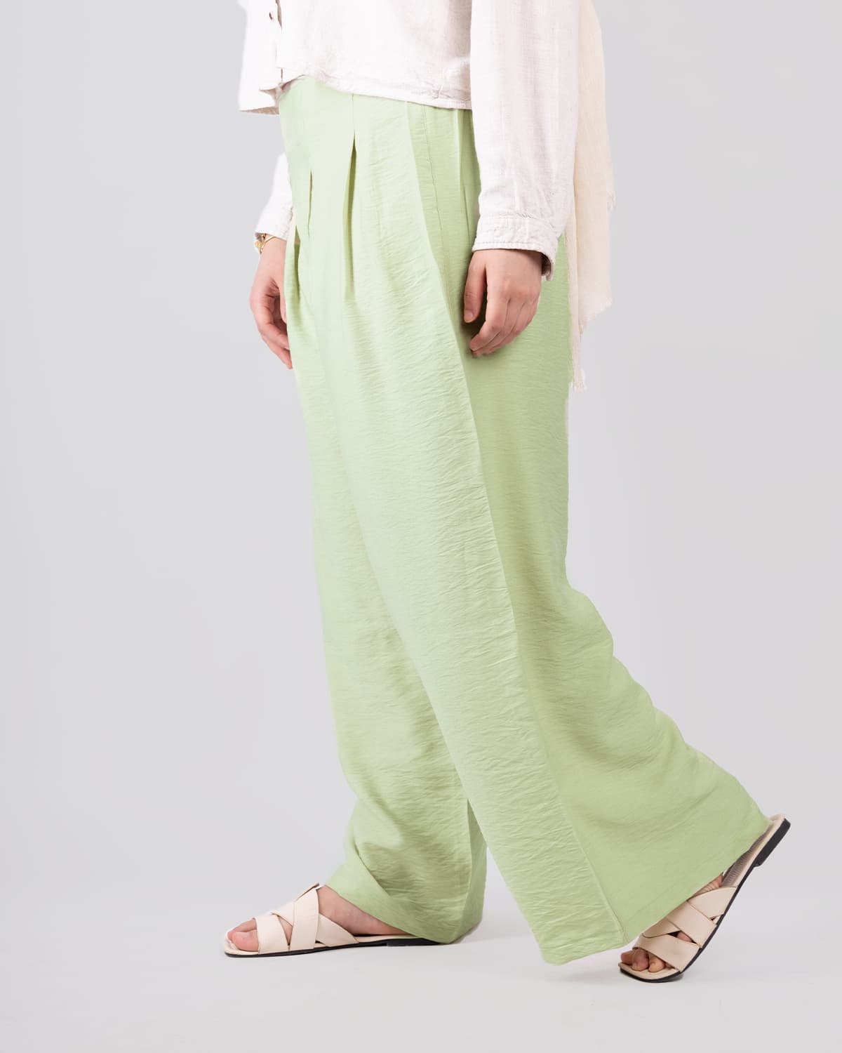 New Cut Linen Pants